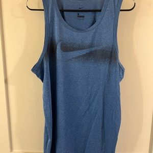 Nike men’s tank